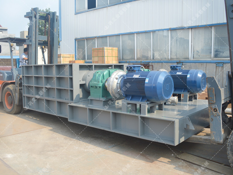 2PLF80/200強(qiáng)力分級雙齒輥破碎機(jī)發(fā)往山東淄博破碎煤炭