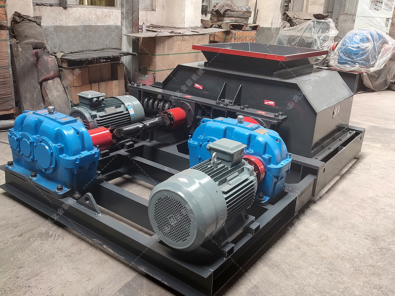 2PGC雙齒輥破碎機發(fā)貨圖片_發(fā)往新疆_破碎原煤