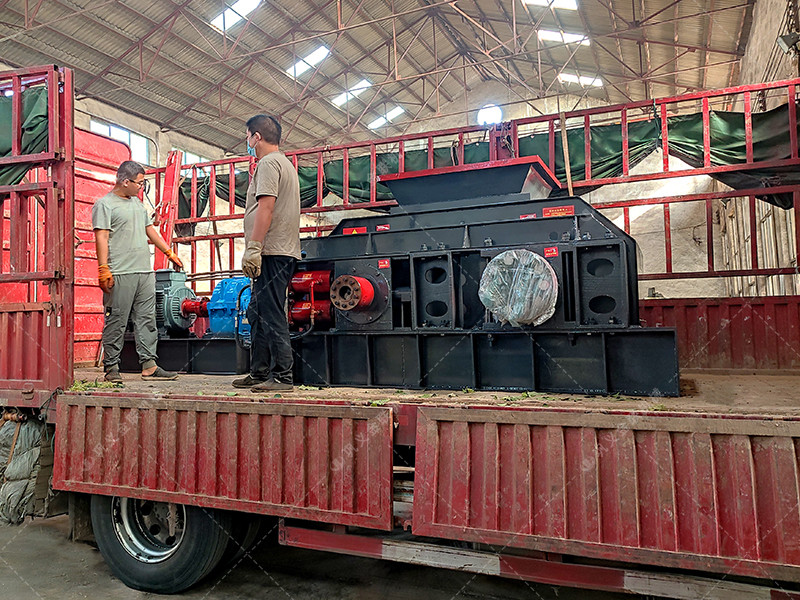 2PG1208液壓直連式對輥破碎機發(fā)貨圖片